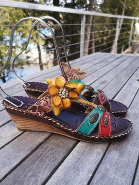 L'arstiste by Spring Step 'Charlotte' multicoloured leather sandals